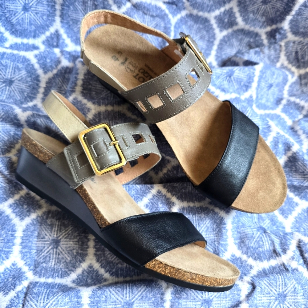 Naot Size 40 Dynasty Black & Gray Strappy Sandal w/Gold Buckle & Low Wedge Heel